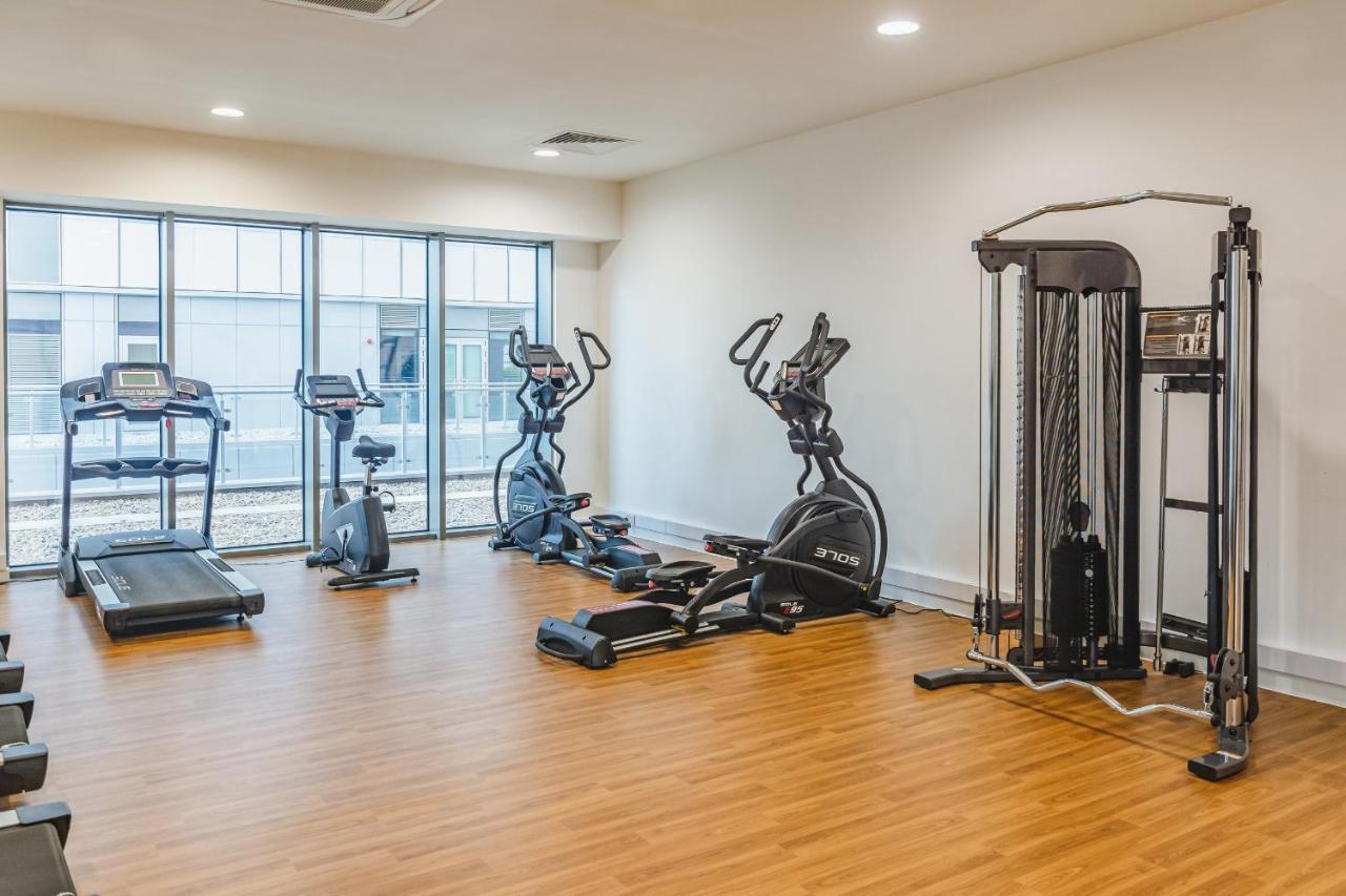Hallsphere - Stunning Apartment Salford Quays Манчестер Екстер'єр фото