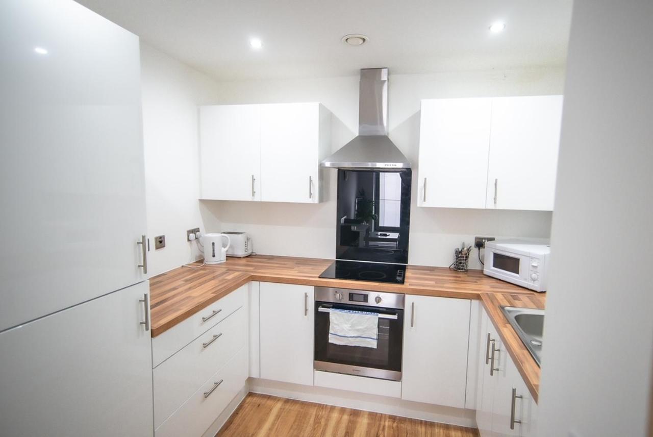 Hallsphere - Stunning Apartment Salford Quays Манчестер Екстер'єр фото